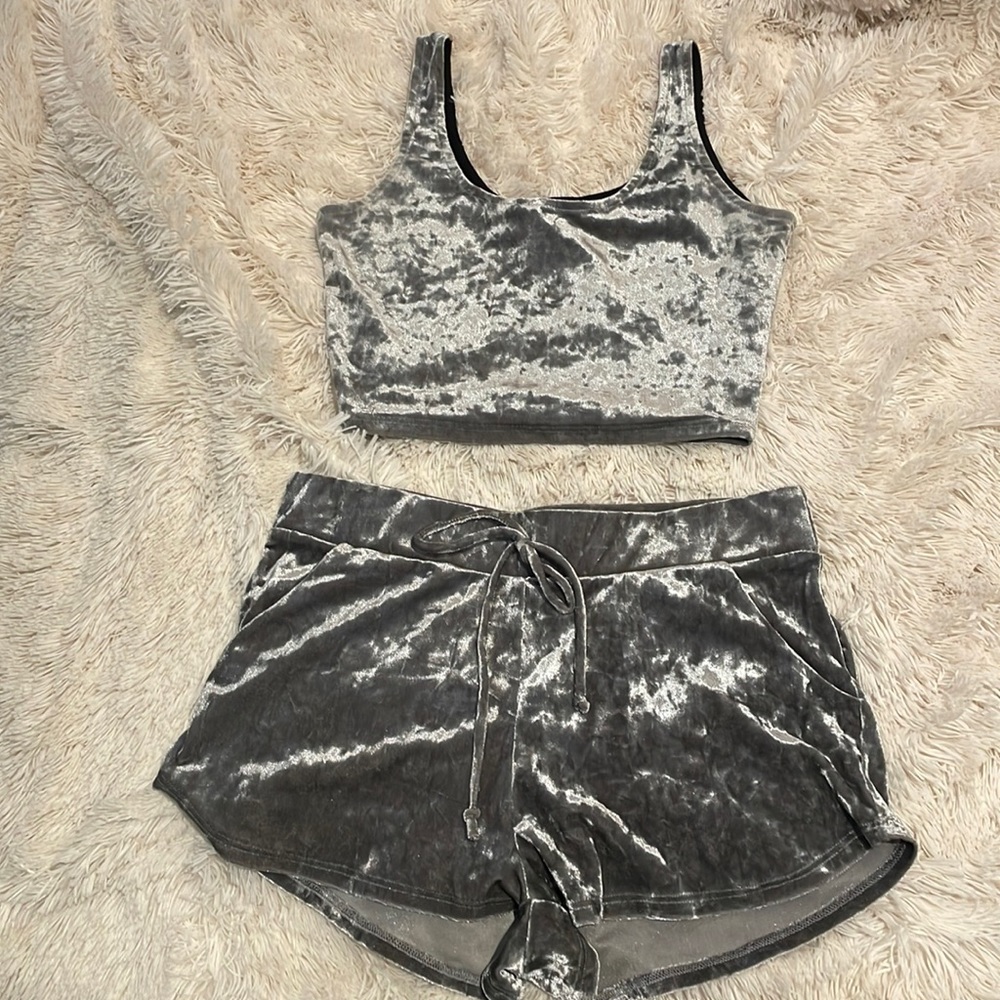 Short set